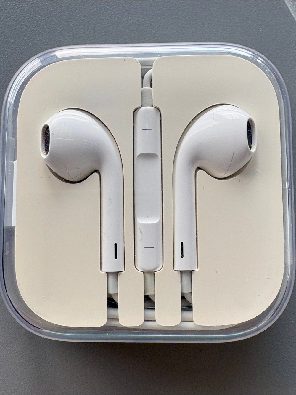 Apple Original White Wired Earbuds with Inline Remote